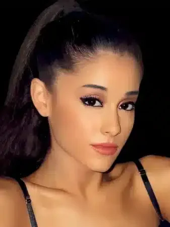 ariana-grande-fausses-fausses-grandes-fausses-petites-fausses