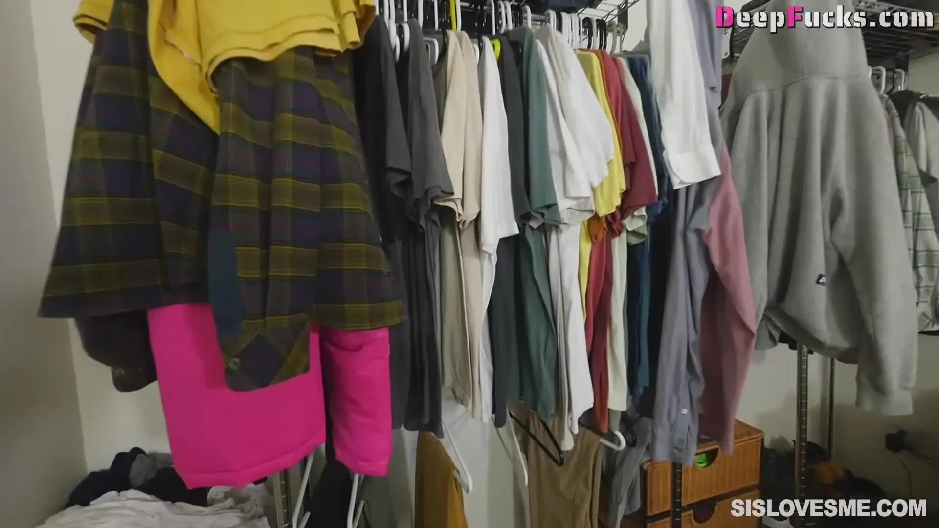 Cameron Diaz Goes Through Your Room Sislovesme